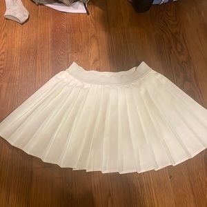 Flowy Pleated White Skirt